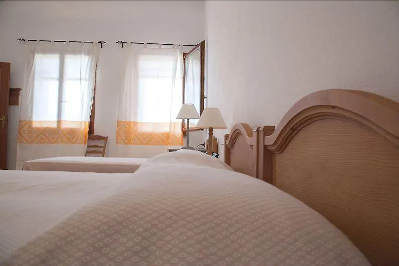 Residence Hotel Monte Ricciu Alghero 3*,